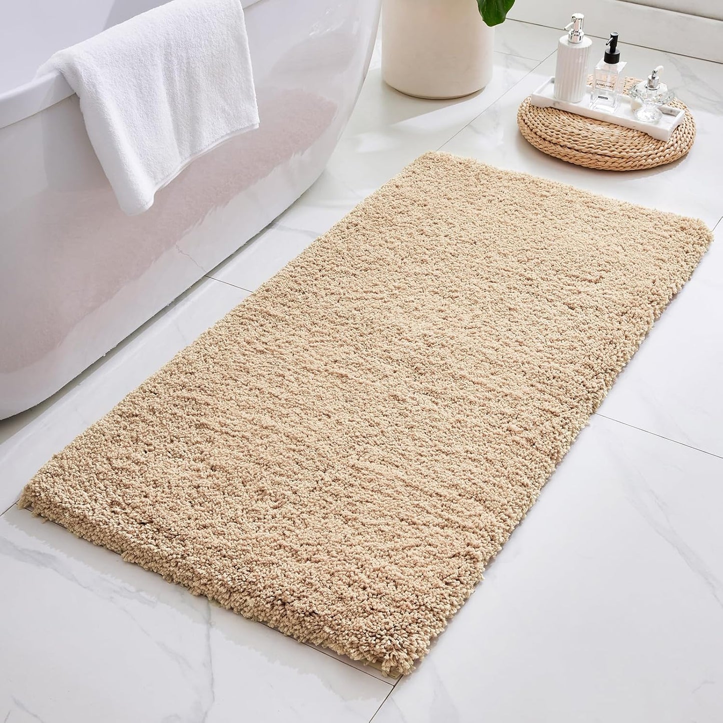 ILANGO Beige Bathroom Rugs 70in Non Slip Soft Washable Mats