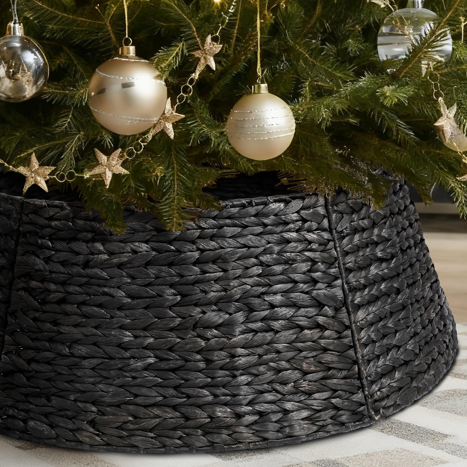 6-Piece Rattan Christmas Tree Collar for Rustic Holiday Decor