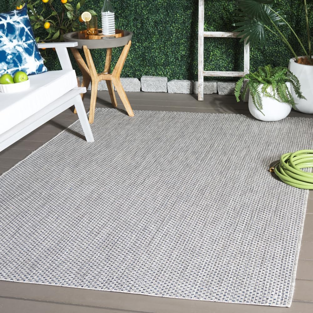 SAFAVIEH Courtyard Collection Area Rug - Stylish & Durable Design