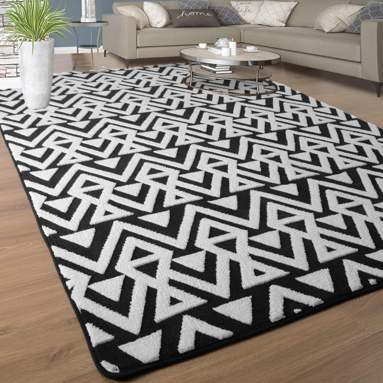Ompaa Ultra Soft Geometric Bedroom Rugs for Cozy Living Spaces