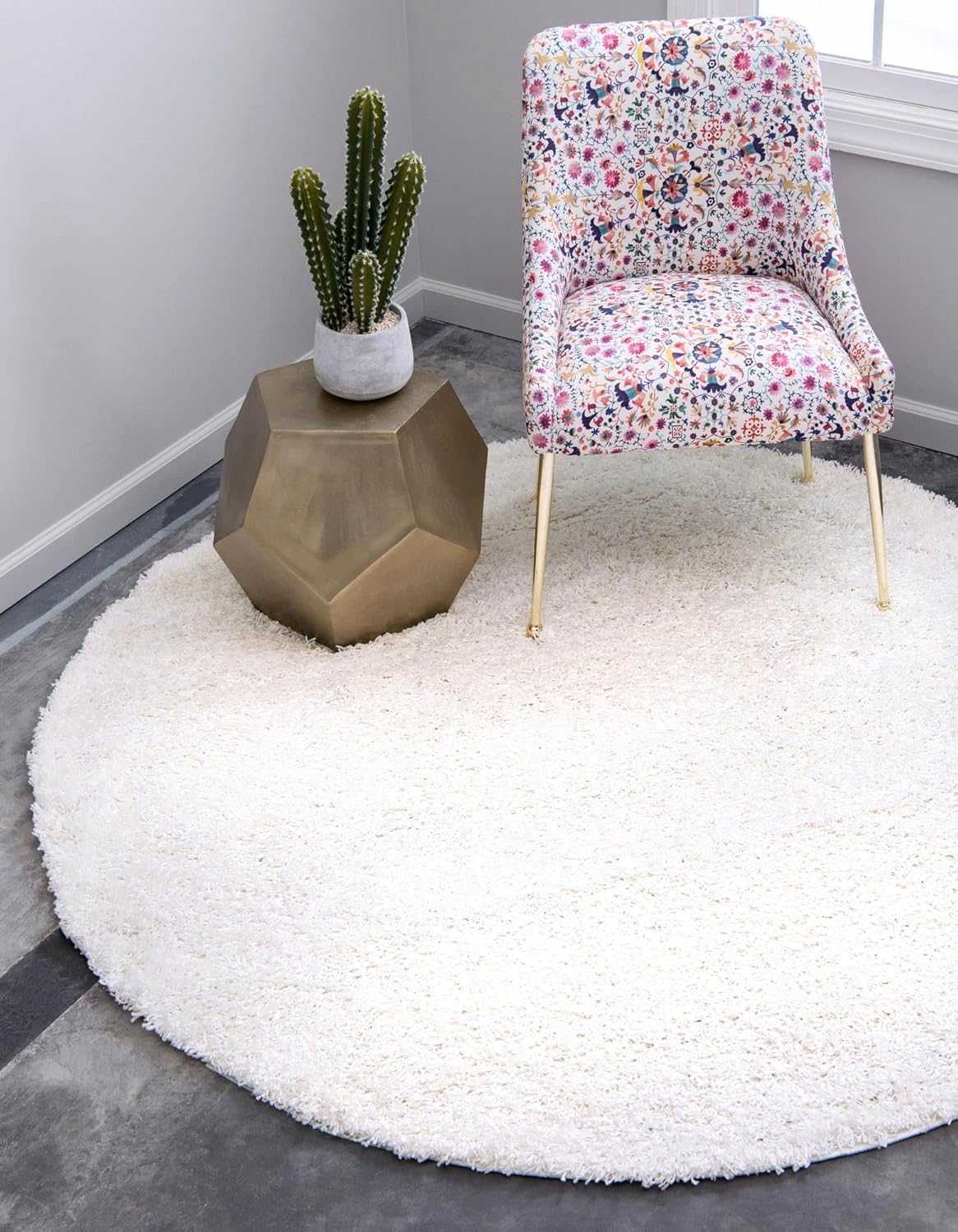Unique Loom Solid Shag Collection Area Rug in Snow White