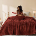 Luxury Velvet Quilt Striped Channel Stitch King - Soft, Tear-Resistant