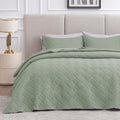 King Size Quilt Bedding Set Sage Wave Pattern - Lightweight Year-Round