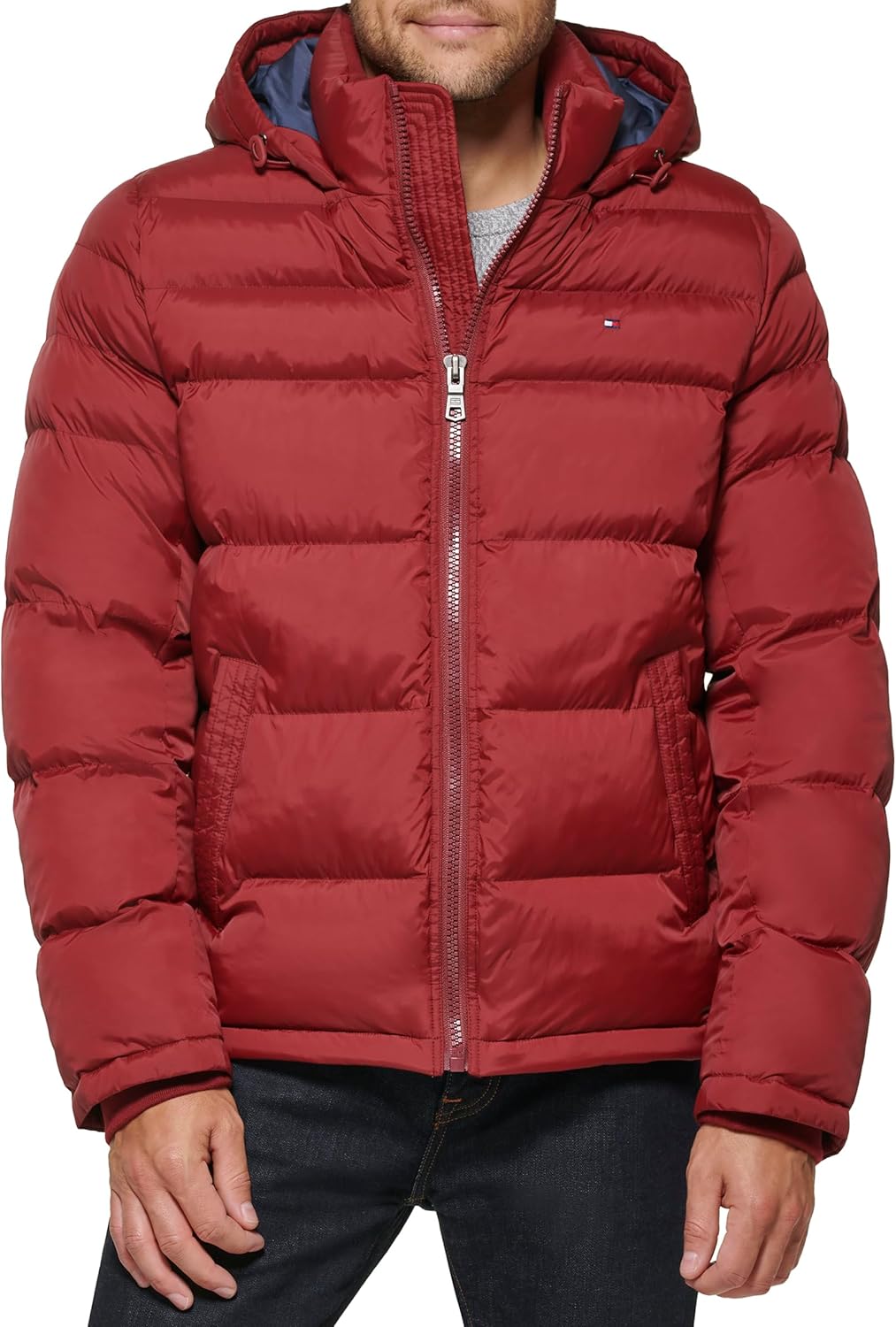 Tommy Hilfiger Men's Down Alternative Hooded Puffer Jacket Review