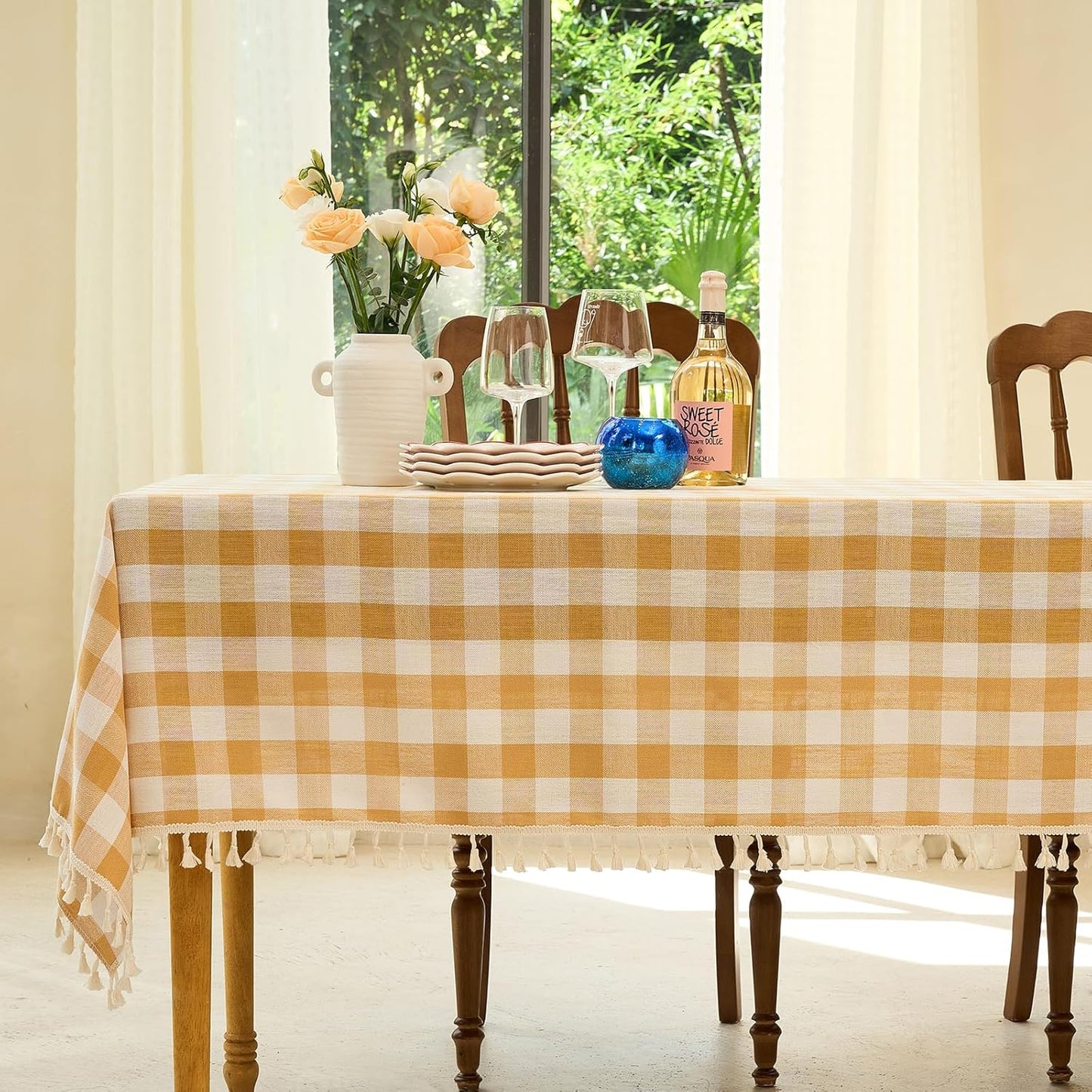 Buffalo Plaid Tablecloth for Rustic Dining and Picnics