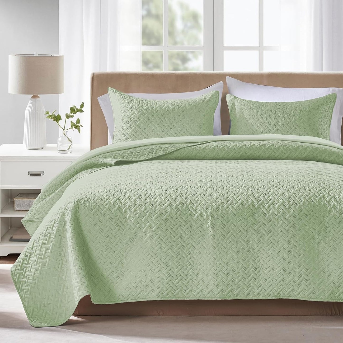 FLYMME King Size Quilts Lightweight Sage Green Bedspread Set