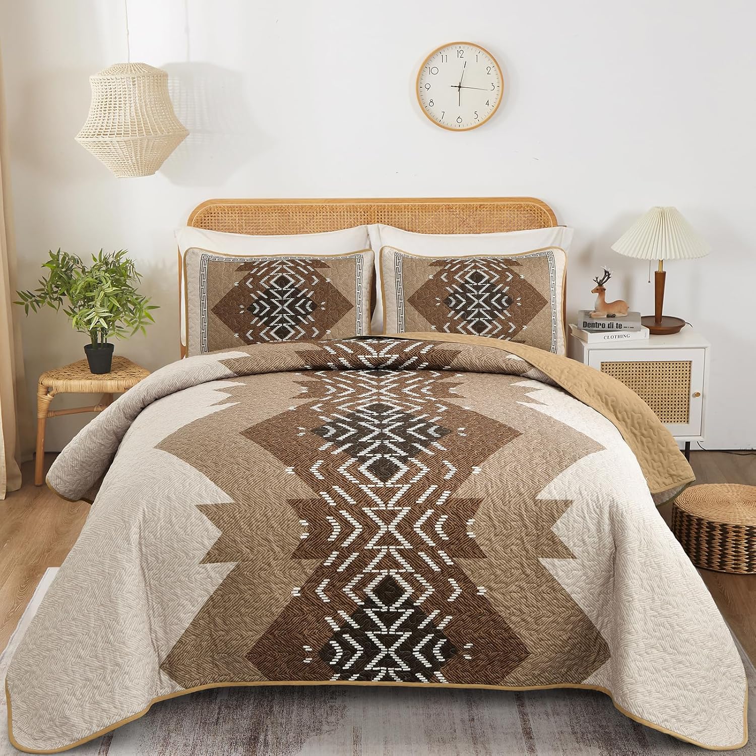 Bohemian Quilt Set King Size with Aztec Texture for All Seasons
