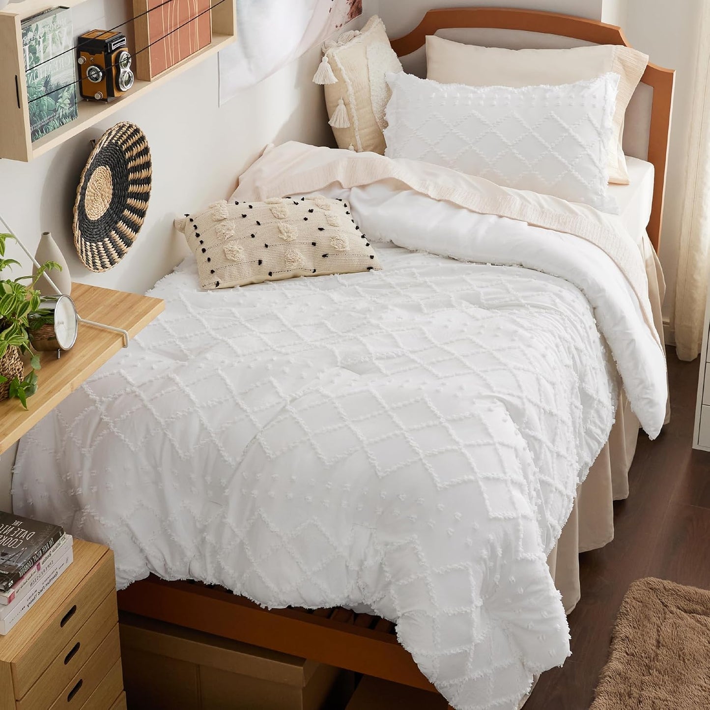Bedsure Twin Comforter Set - White Boho Dorm Bedding for Kids