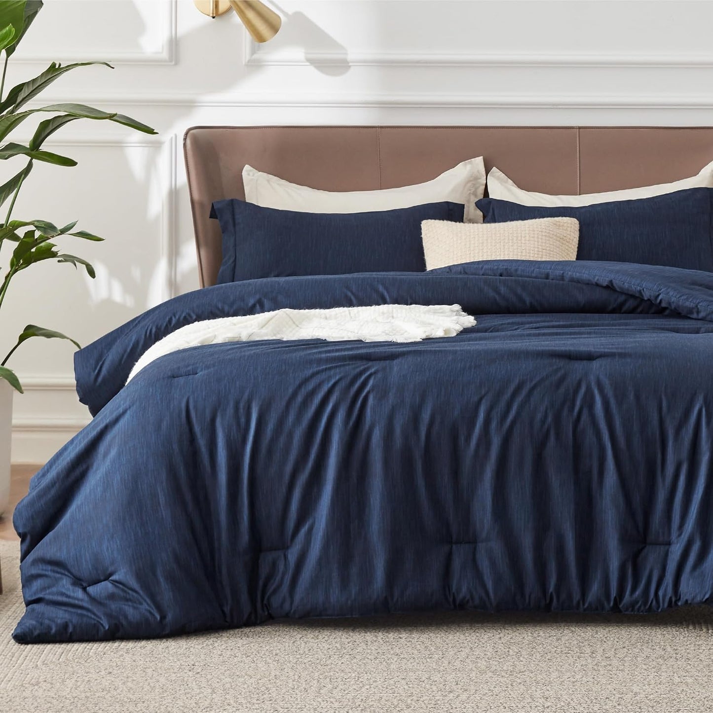 Bedsure Oversized Queen Comforter Set - Soft Navy Bedding