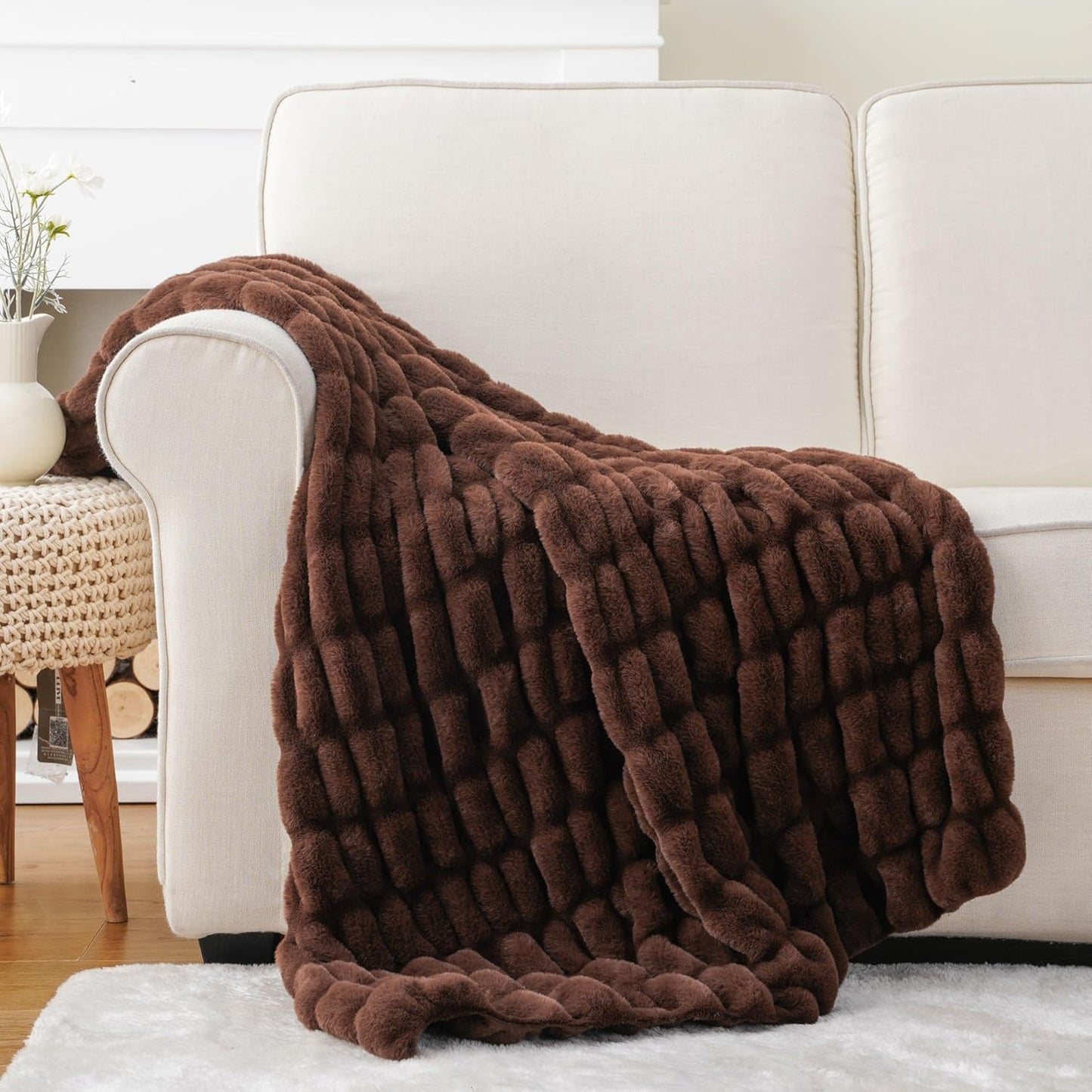 Chocolate Brown Faux Fur Throw Blanket for Couch and Bed