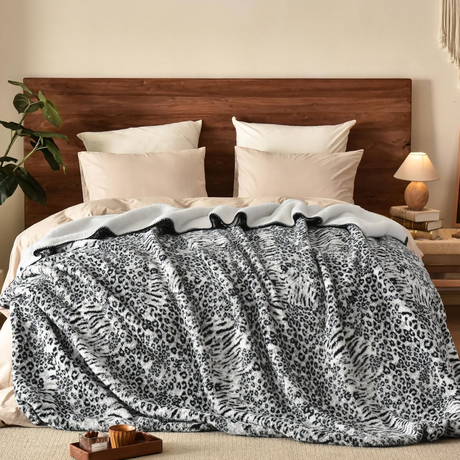 PHF Tiger Print Sherpa Fleece Blanket for Cozy Winter Nights