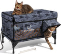 Outdoor Heated Cat House in Winter - Weatherproof Insulated Shelter