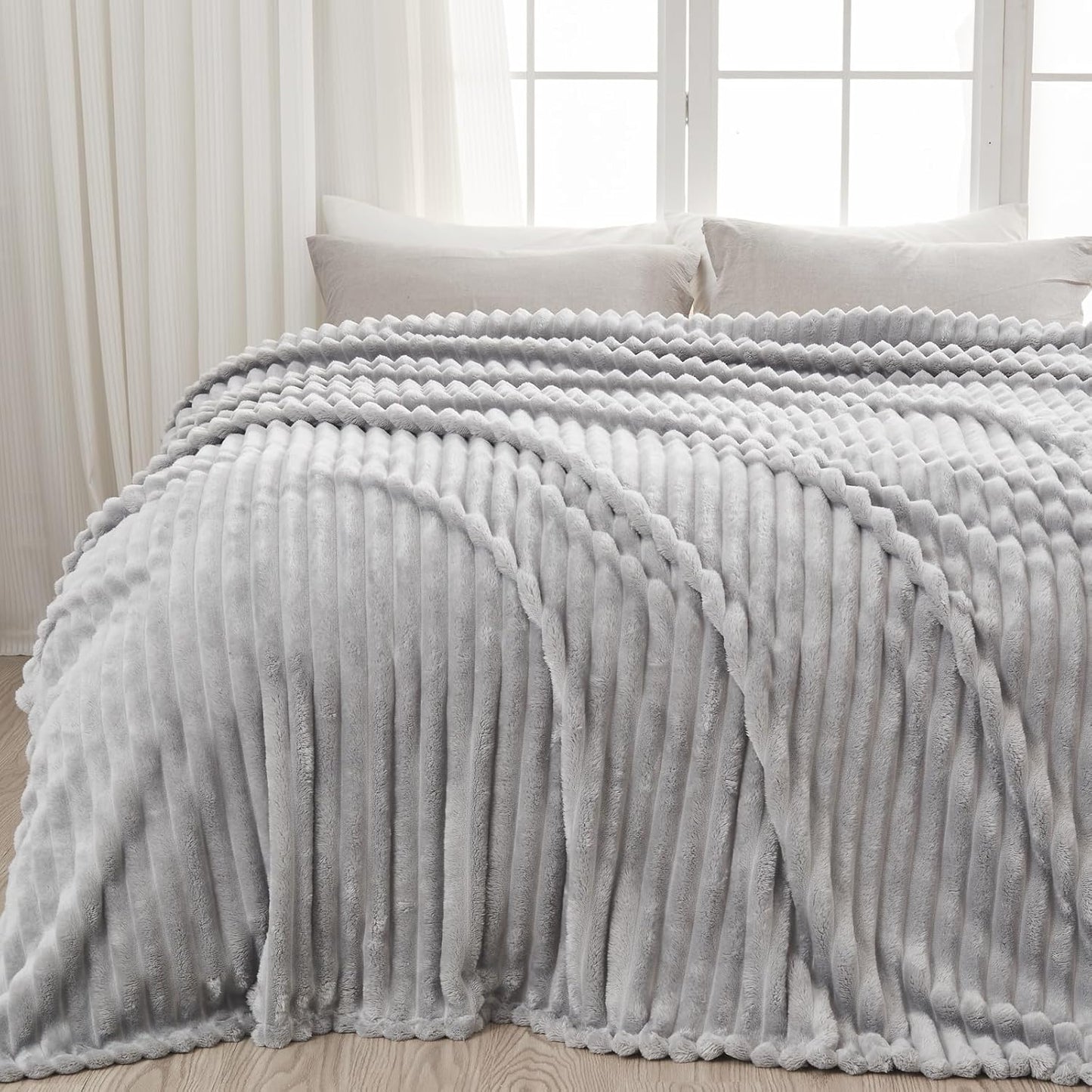 Super Soft Queen Blanket Light Grey Premium Silky Flannel Fleece