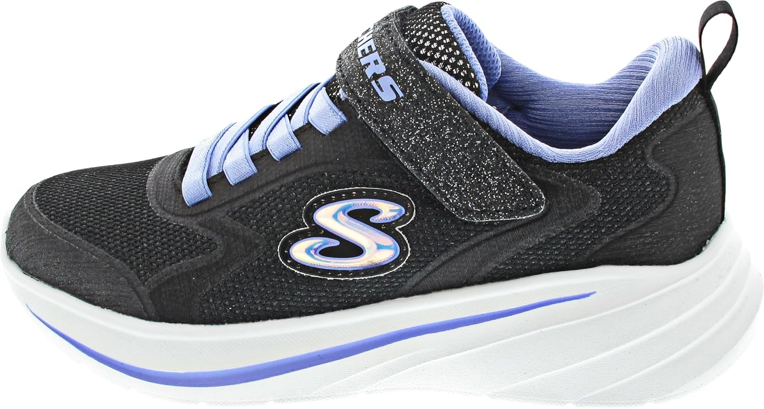 Skechers Girls Wave 92: Adaptive Comfort and Sporty Style