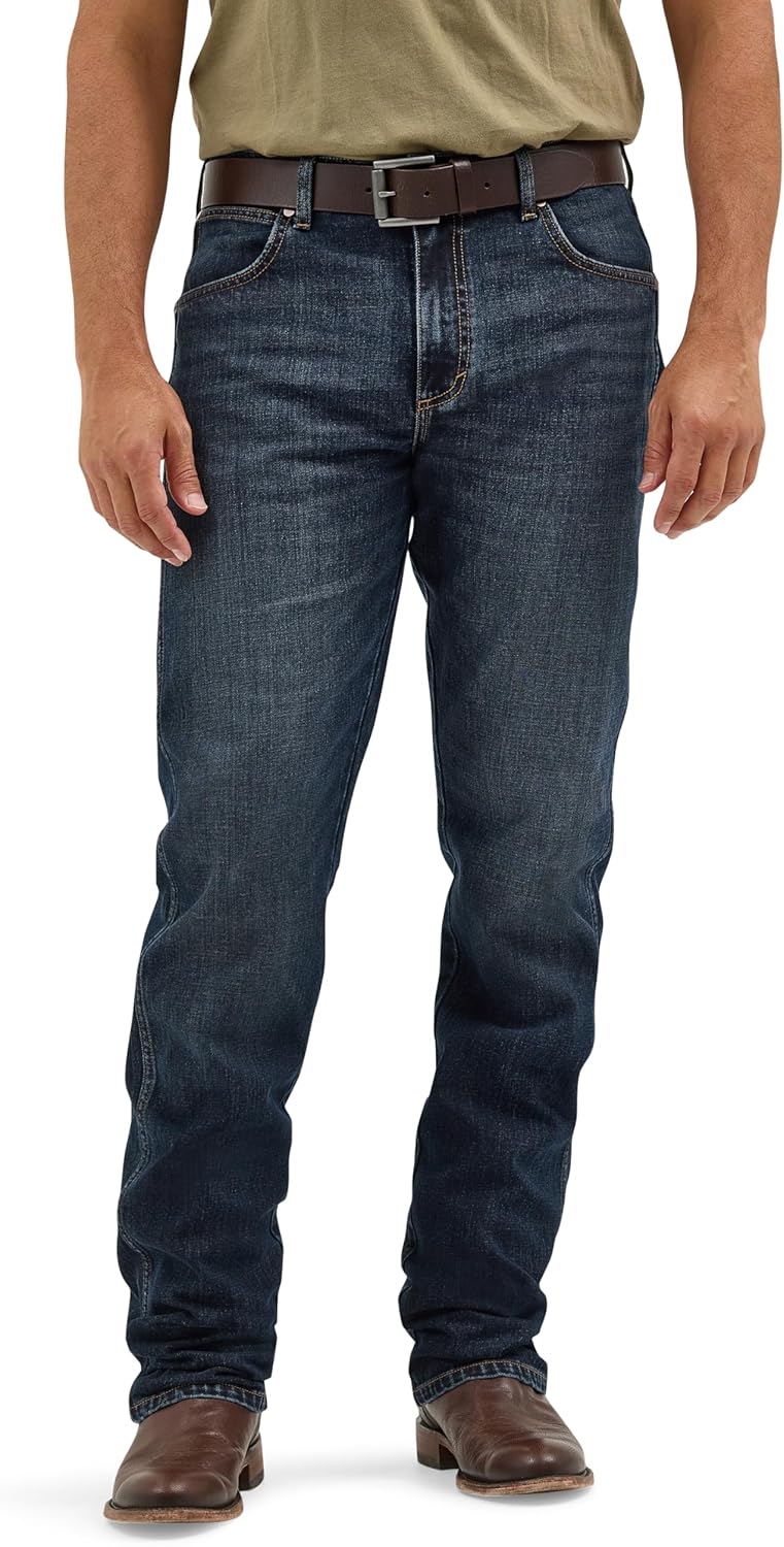 Wrangler Mens Retro Slim Fit Straight Leg Jean for Modern Style