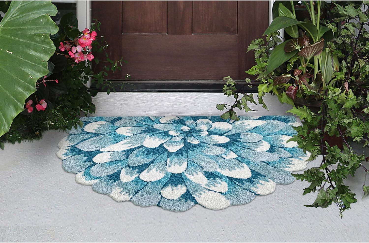 Liora Manne Mum Aqua Indoor/Outdoor Rug for Stylish Spaces