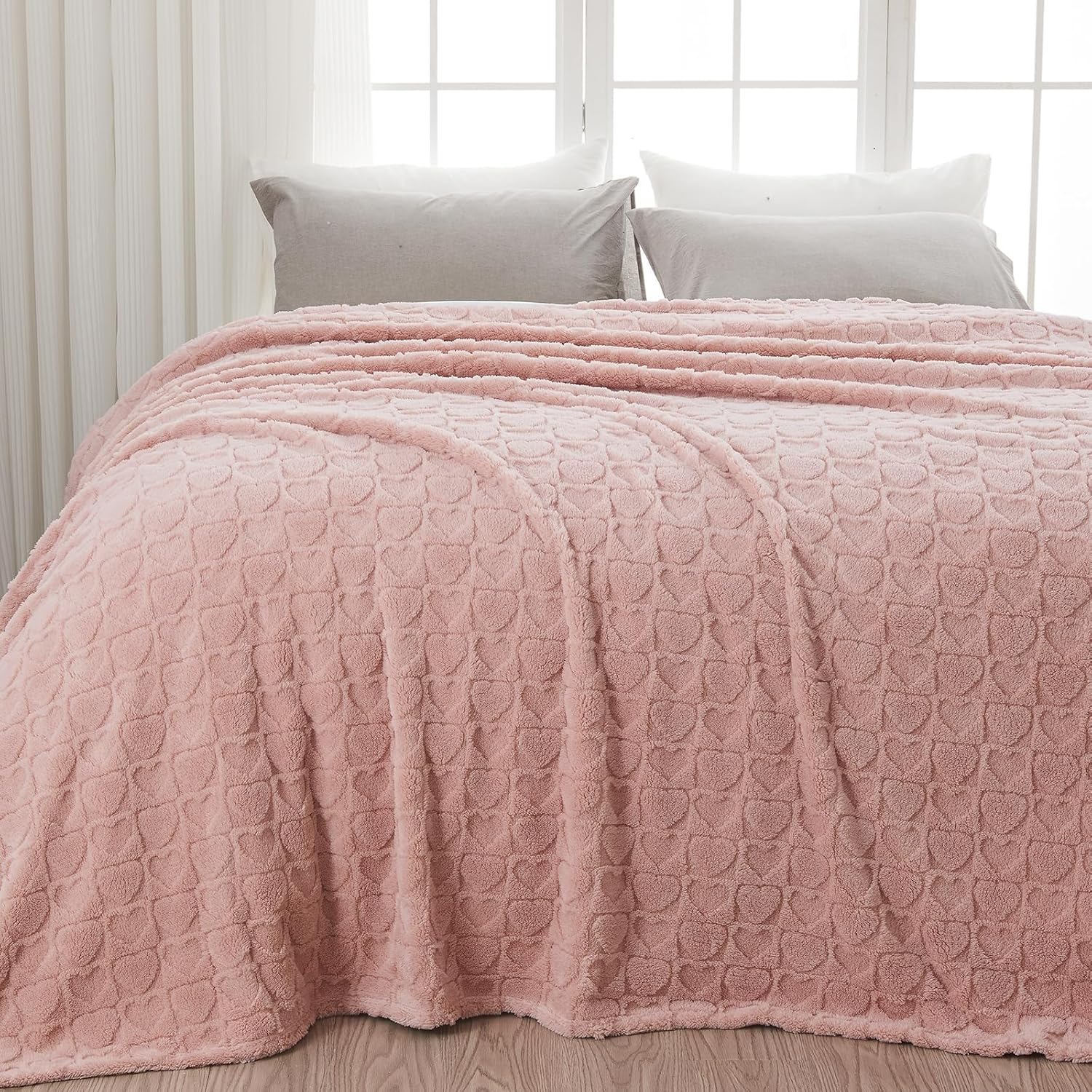 Super Soft King Blanket in Dusty Pink Love for All Seasons