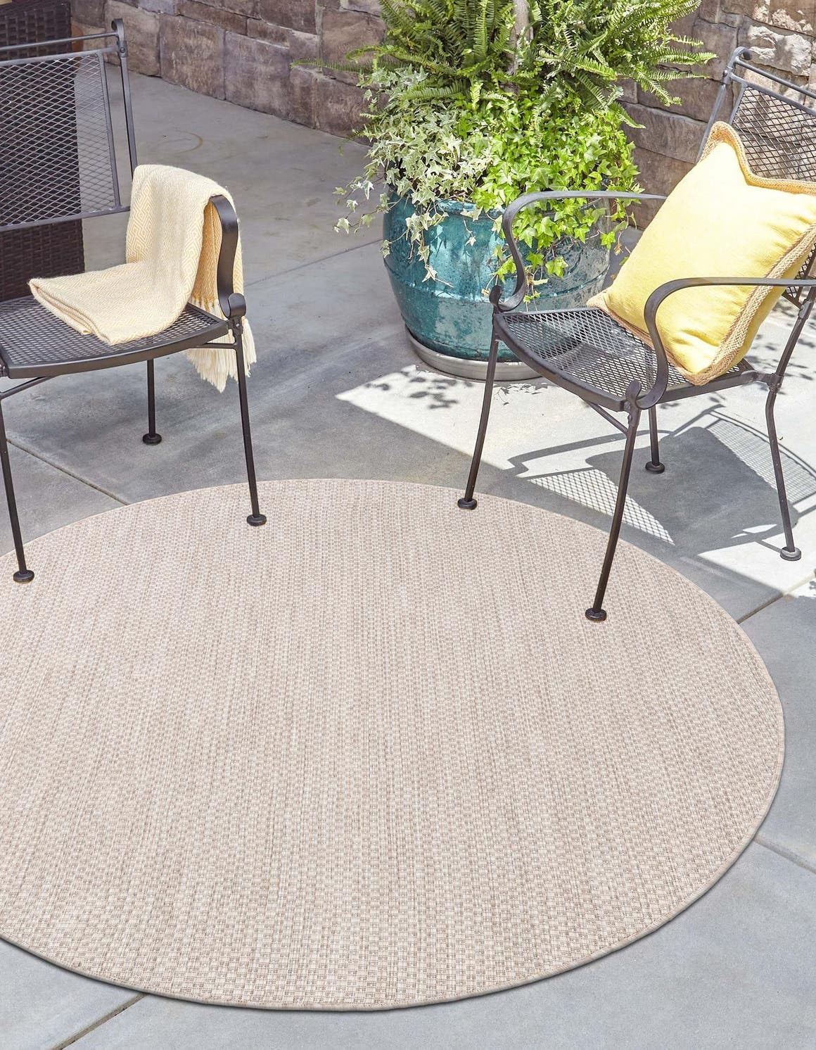 Unique Loom Outdoor Solid Collection Area Rug for Versatile Use