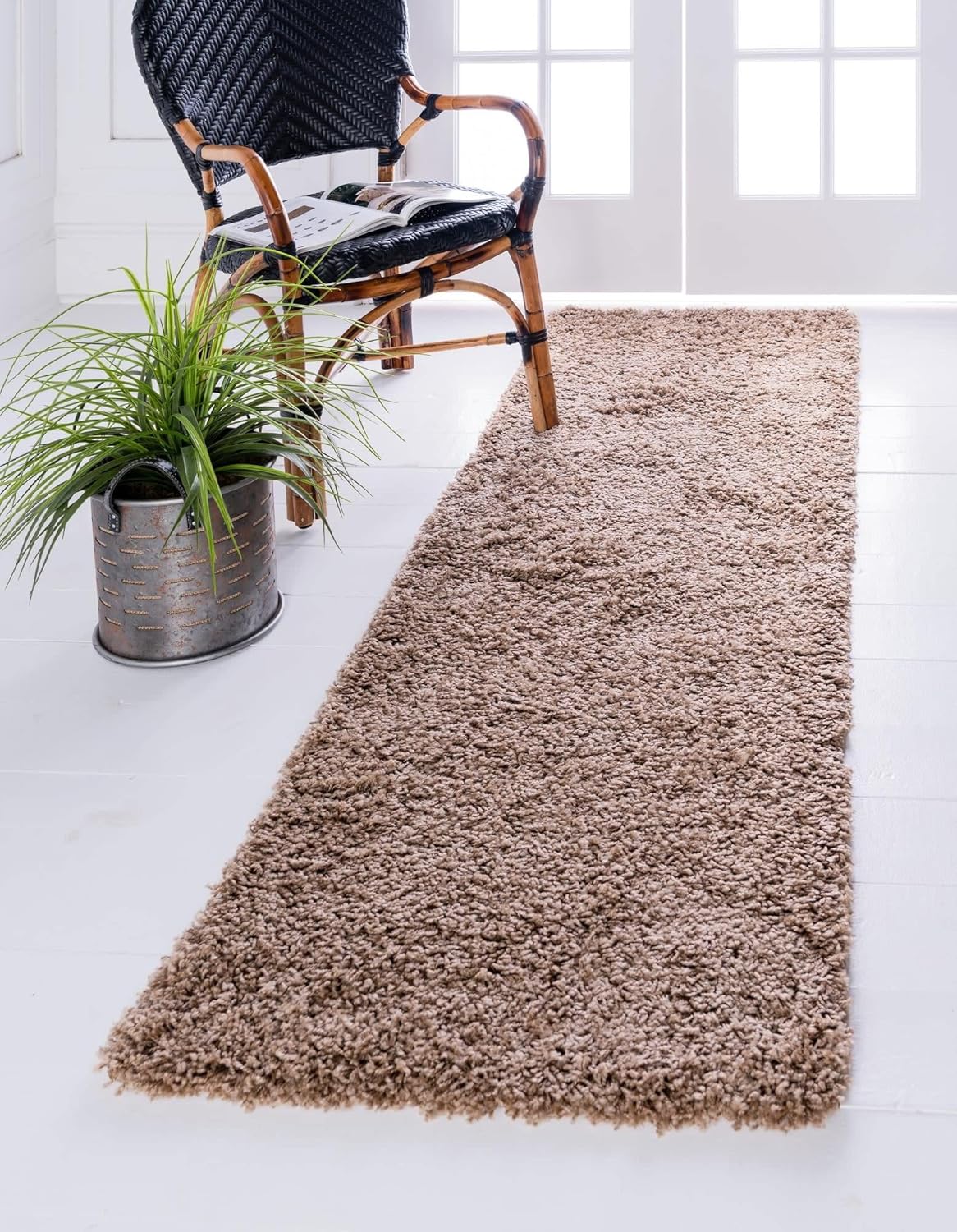Unique Loom Solid Shag Collection Area Rug for Cozy Spaces