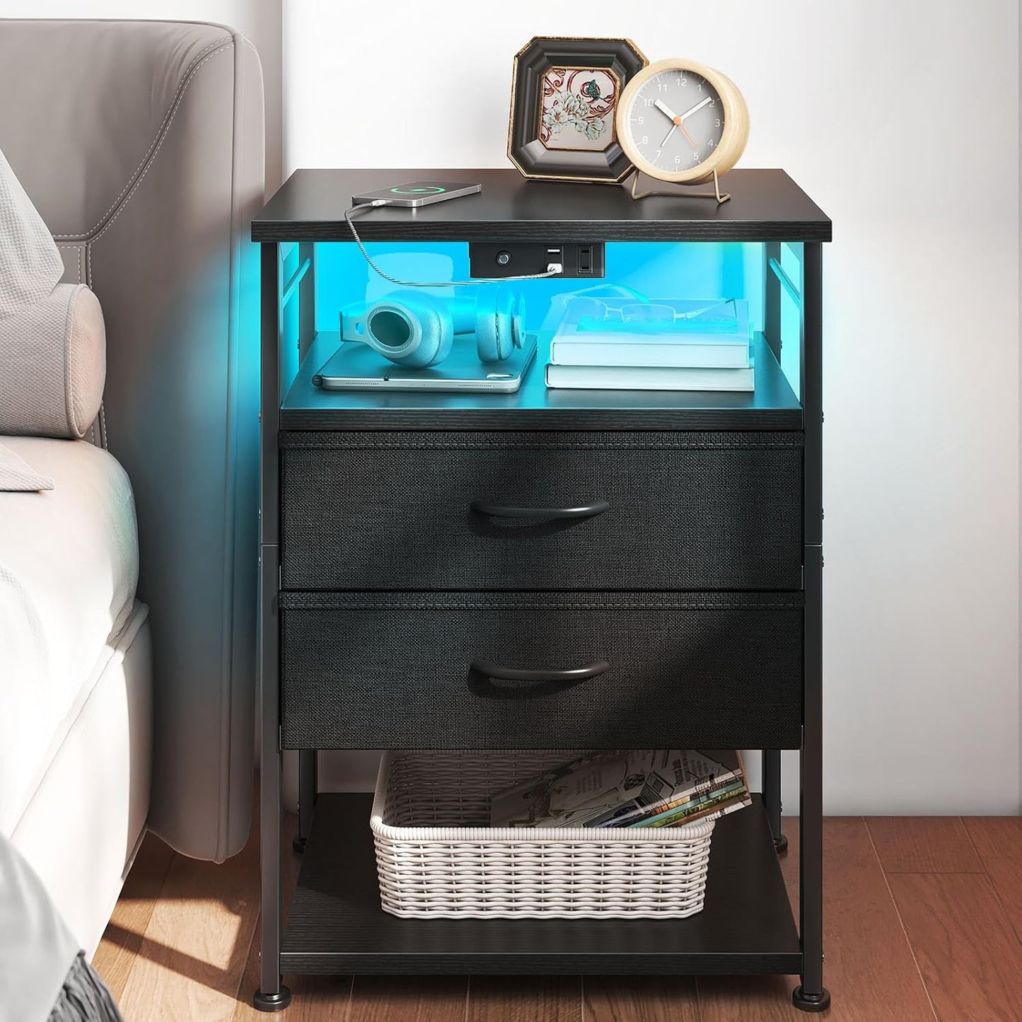 AODK Night Stand with Charging Station for Bedroom Storage