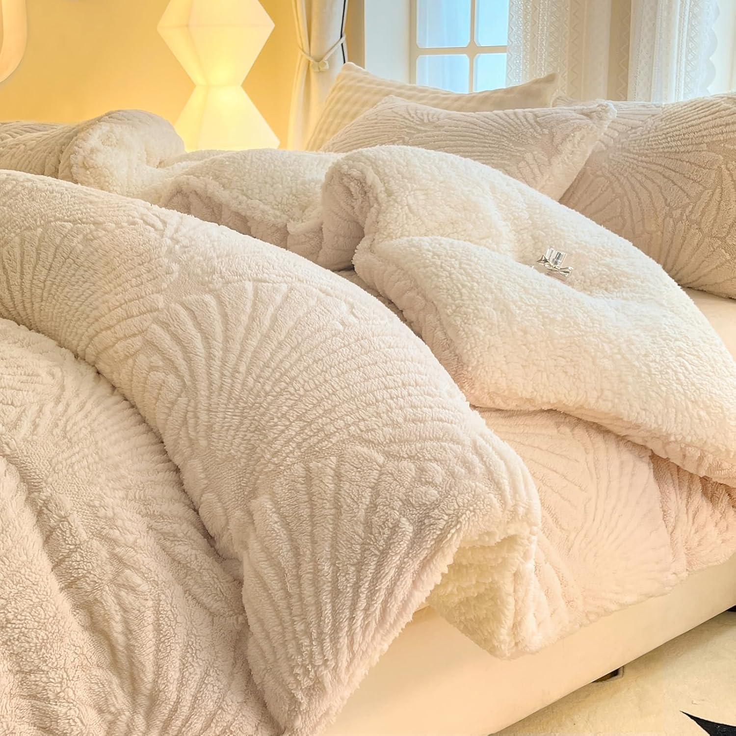 Seashell Jacquard Sherpa Comforter Set for Cozy Bedding
