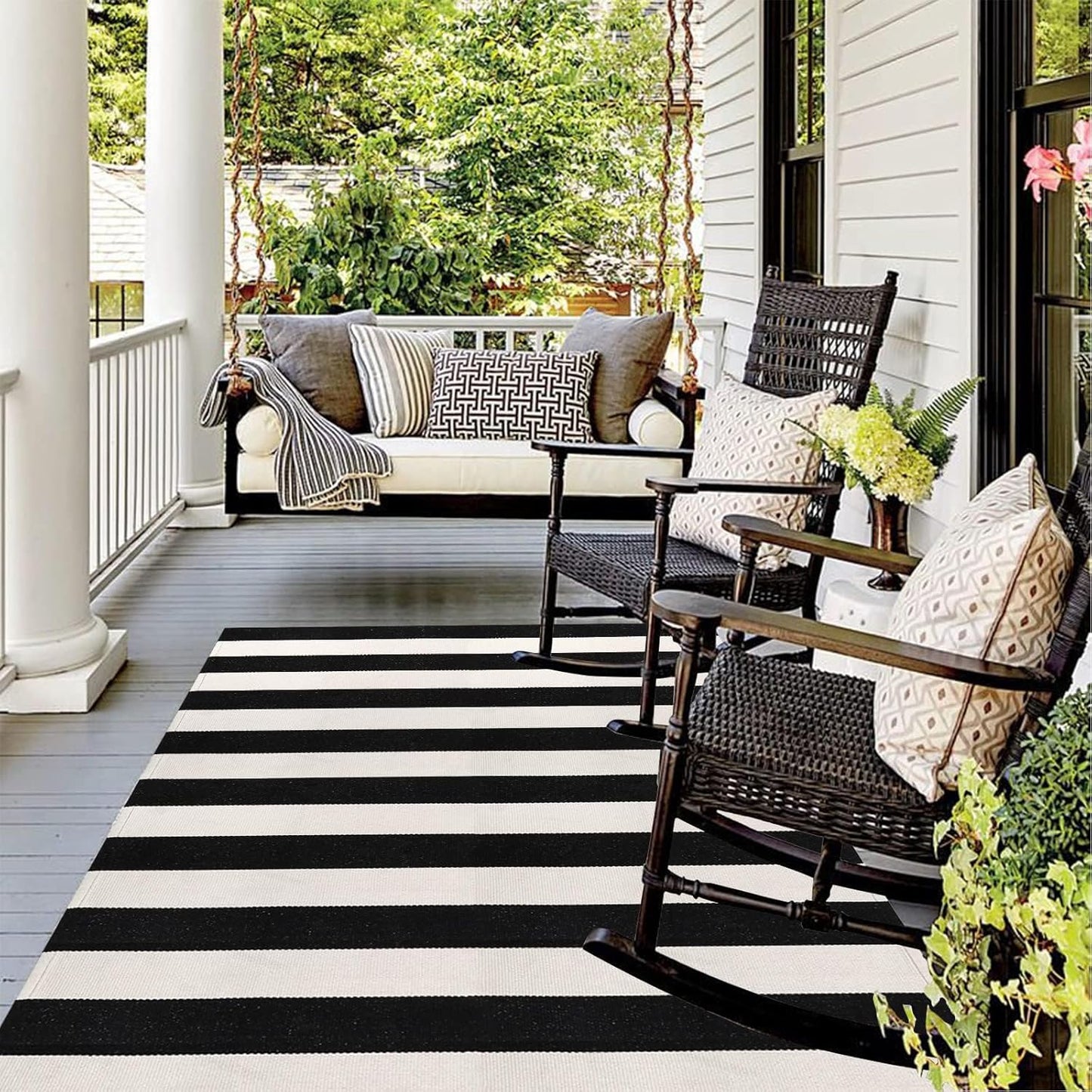 LEEVAN Black and White Outdoor Rug 4x6 for Stylish Decor
