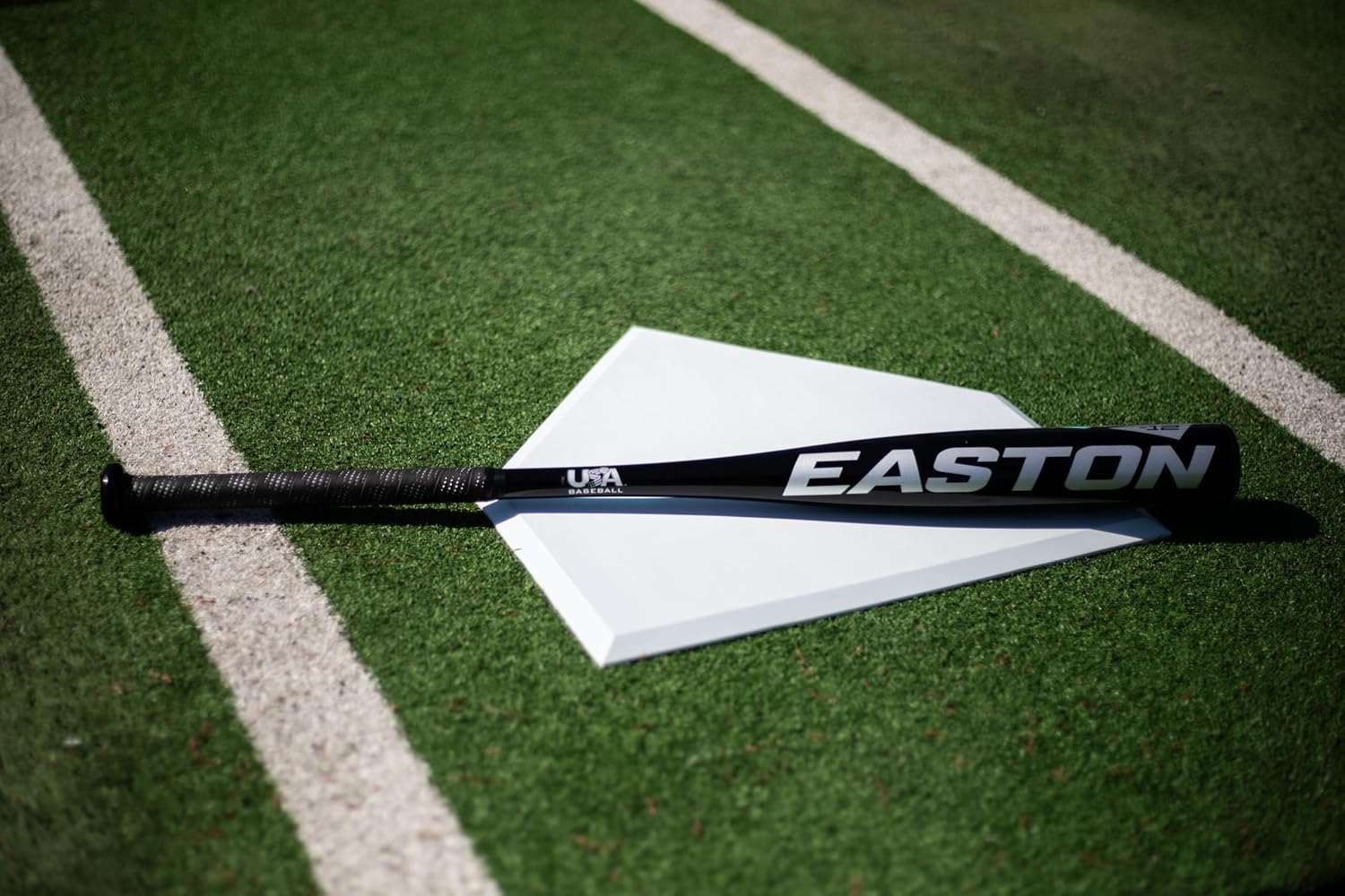 Easton Moxie Baseball Bat -12 Drop for Youth Players