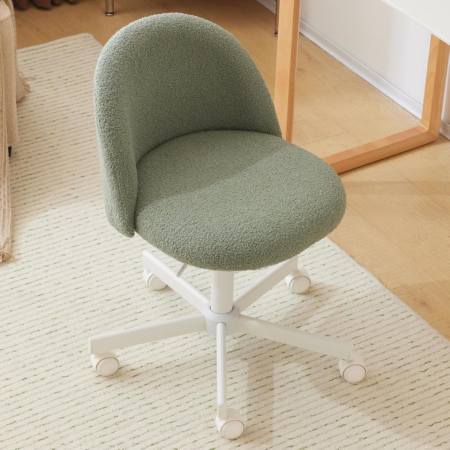 VINGLI Cute Candy Chair: Comfy Armless Desk Chair with Wheels