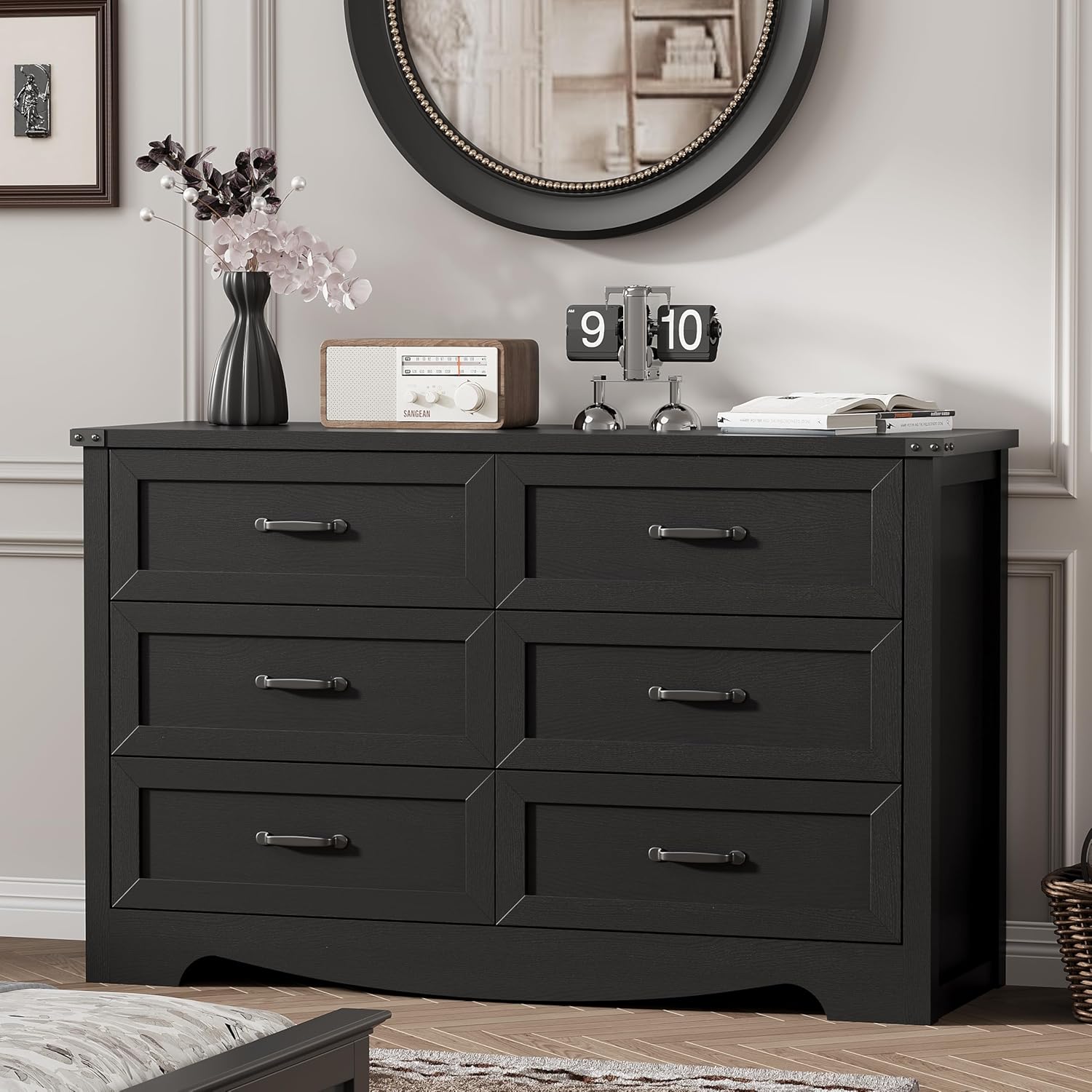 Modern 6-Drawer Dresser for Bedroom with Sturdy Construction