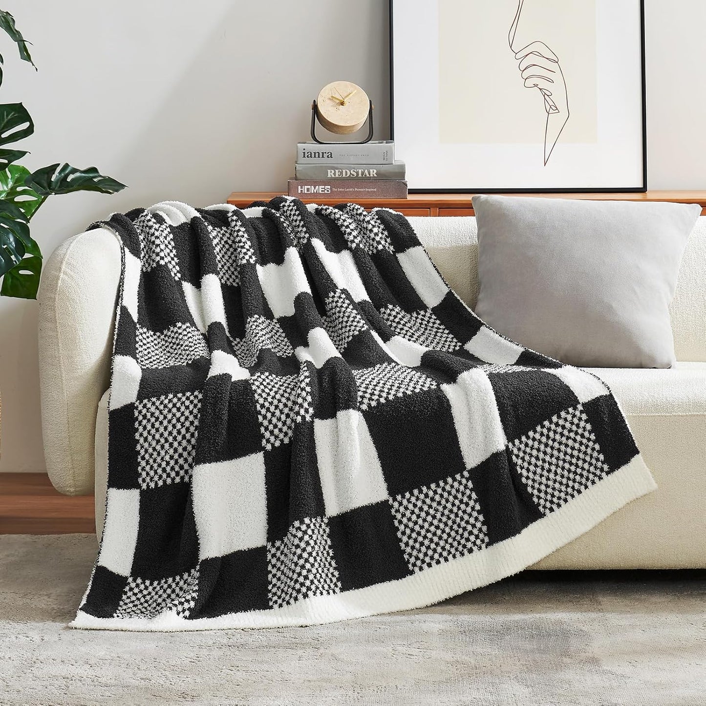 Snuggle Sac Checkered Blanket: Cozy Soft Throw for All Occasions