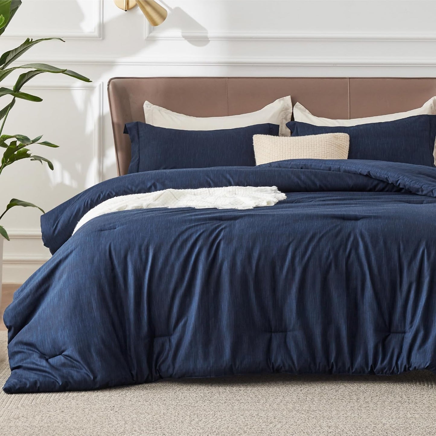 Bedsure Twin/Twin XL Comforter Set - Soft Navy Bedding for All