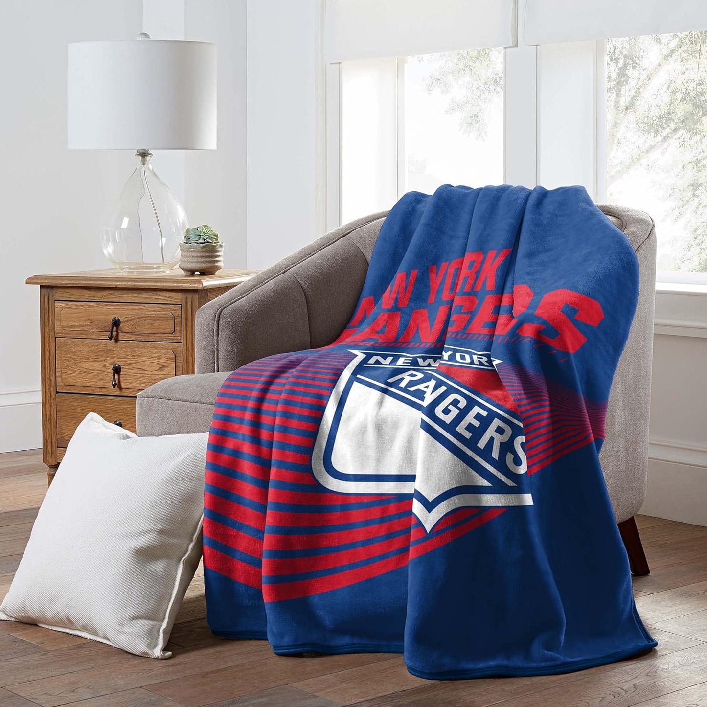 NHL Team Throw Blanket for New York Rangers Fans - Cozy & Soft