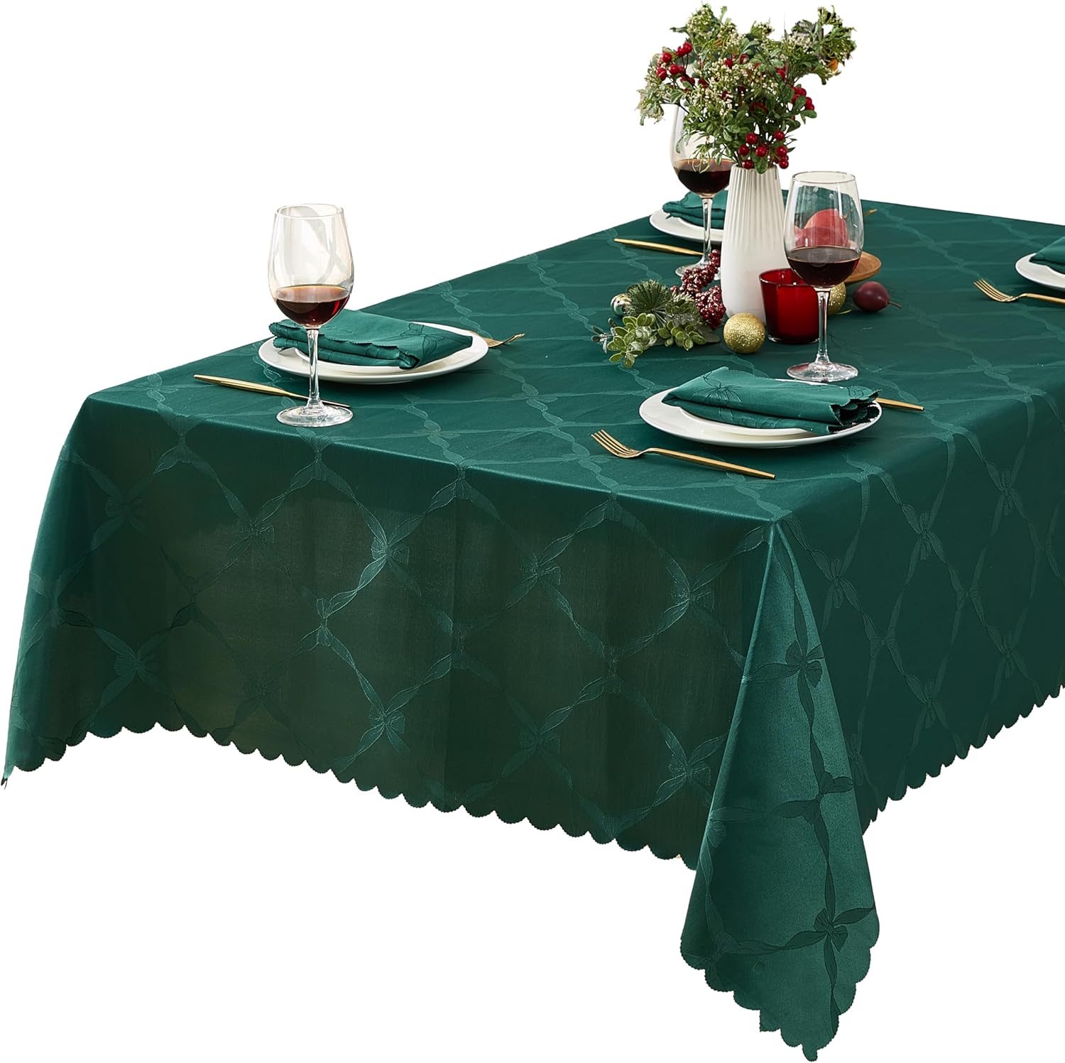 Newbridge Christmas Rectangle Tablecloth for Holiday Dining