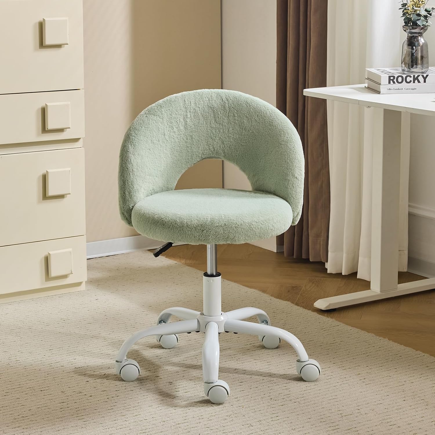 VINGLI Small Vanity Chair with Faux Fur Wheels for Girls
