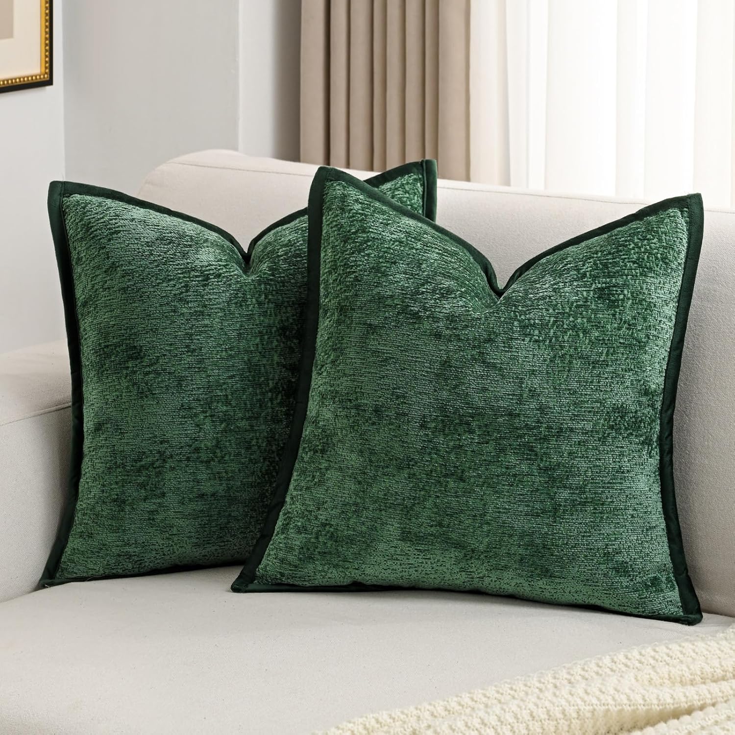 FUTEI Christmas Dark Green Chenille Throw Pillow Covers Set