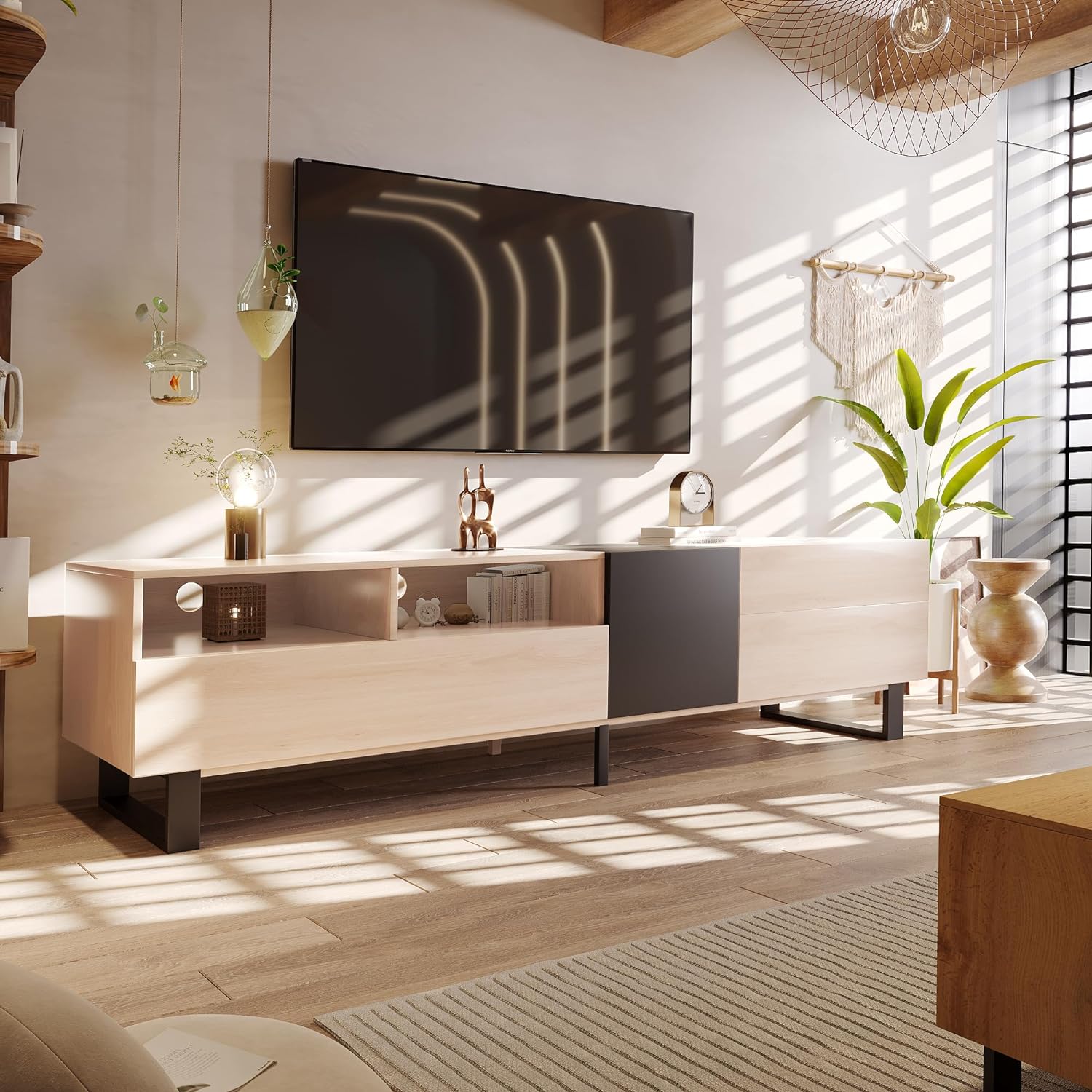 Minimalist TV Stand: Organize in Style!