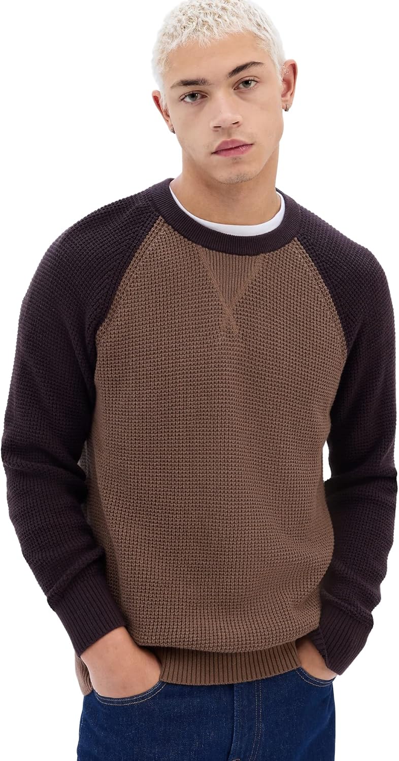 GAP Men's Textured Raglan Crew Top - Comfort Defined