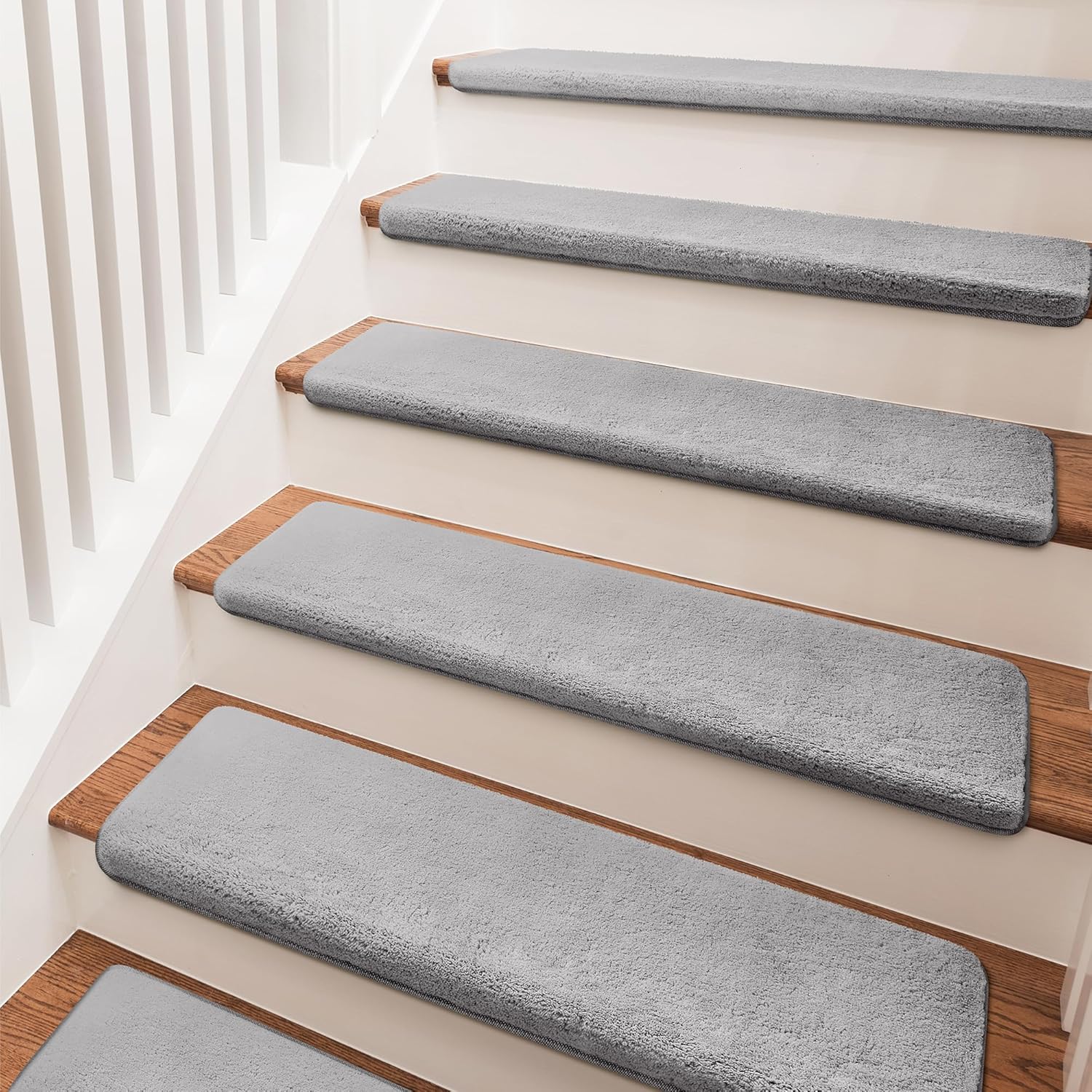 Ultra Plush Carpet Stair Treads for Pet-Friendly Homes