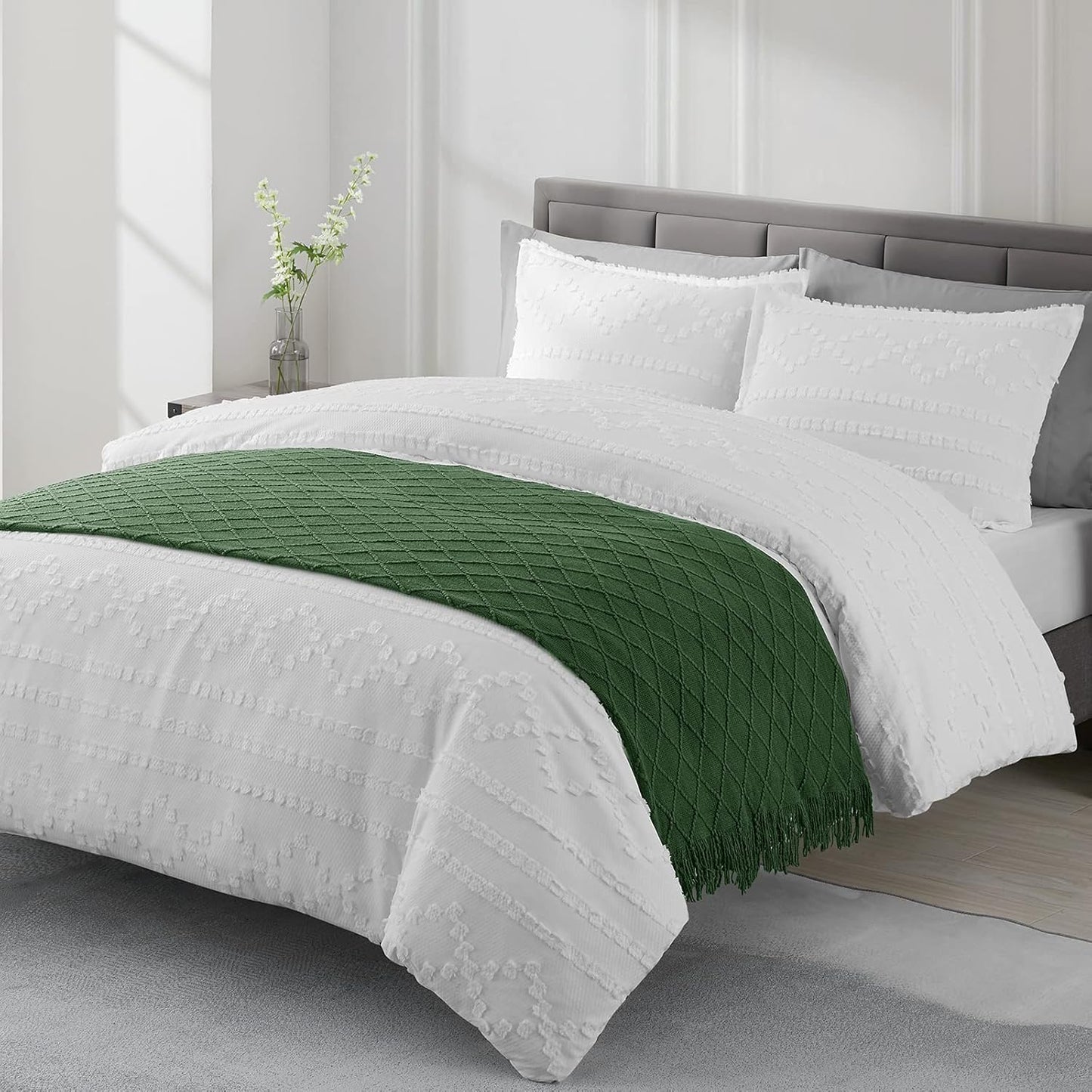 BOURINA Green Throw Blanket 50 x 90 Inches Soft Cozy Decor