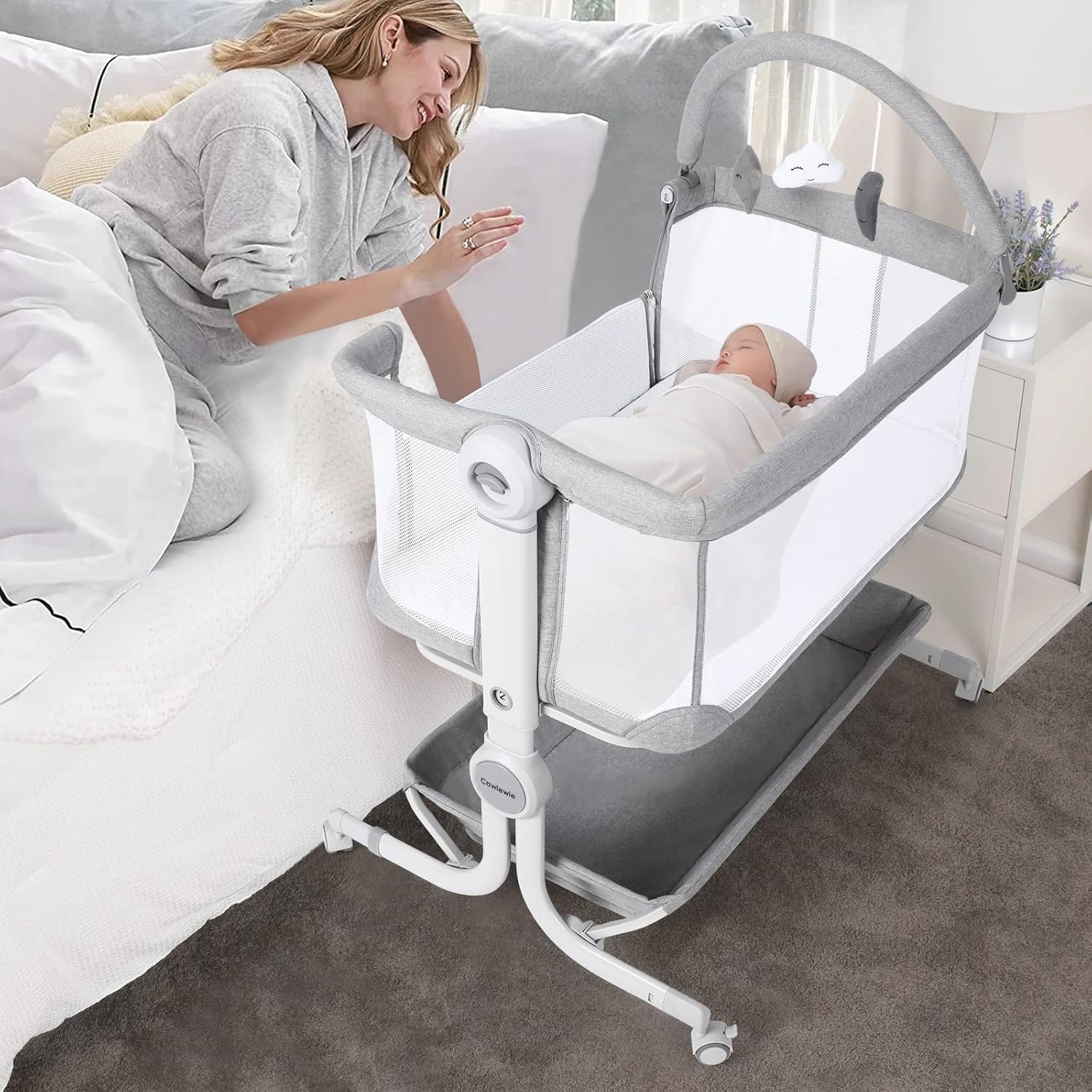 Cowiewie Baby Bassinet Bedside Sleeper with Storage Basket