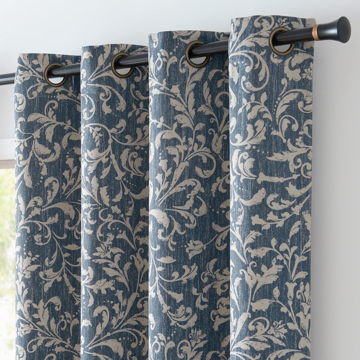 80% Blackout Curtains for Living Room with Floral Pattern