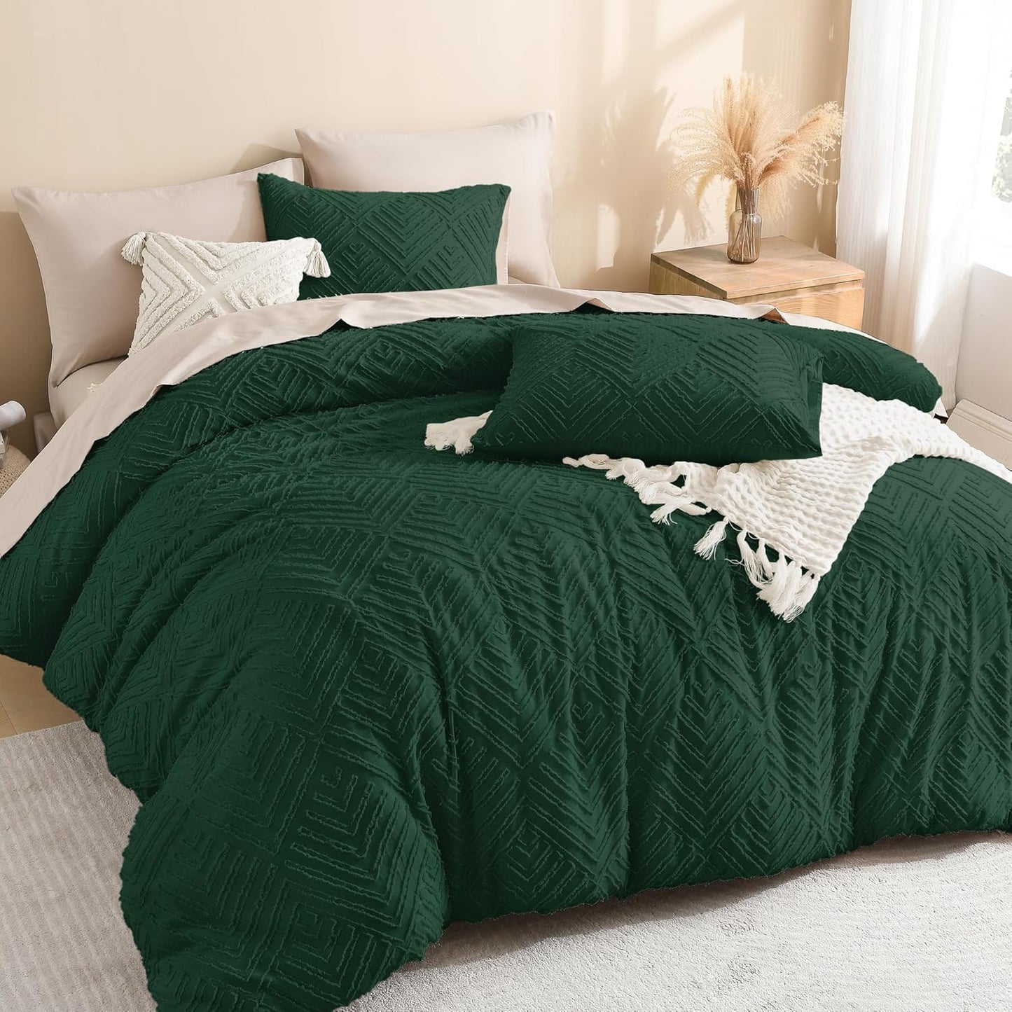 Litanika Super King Comforter Set in Emerald Green for Cozy Sleep
