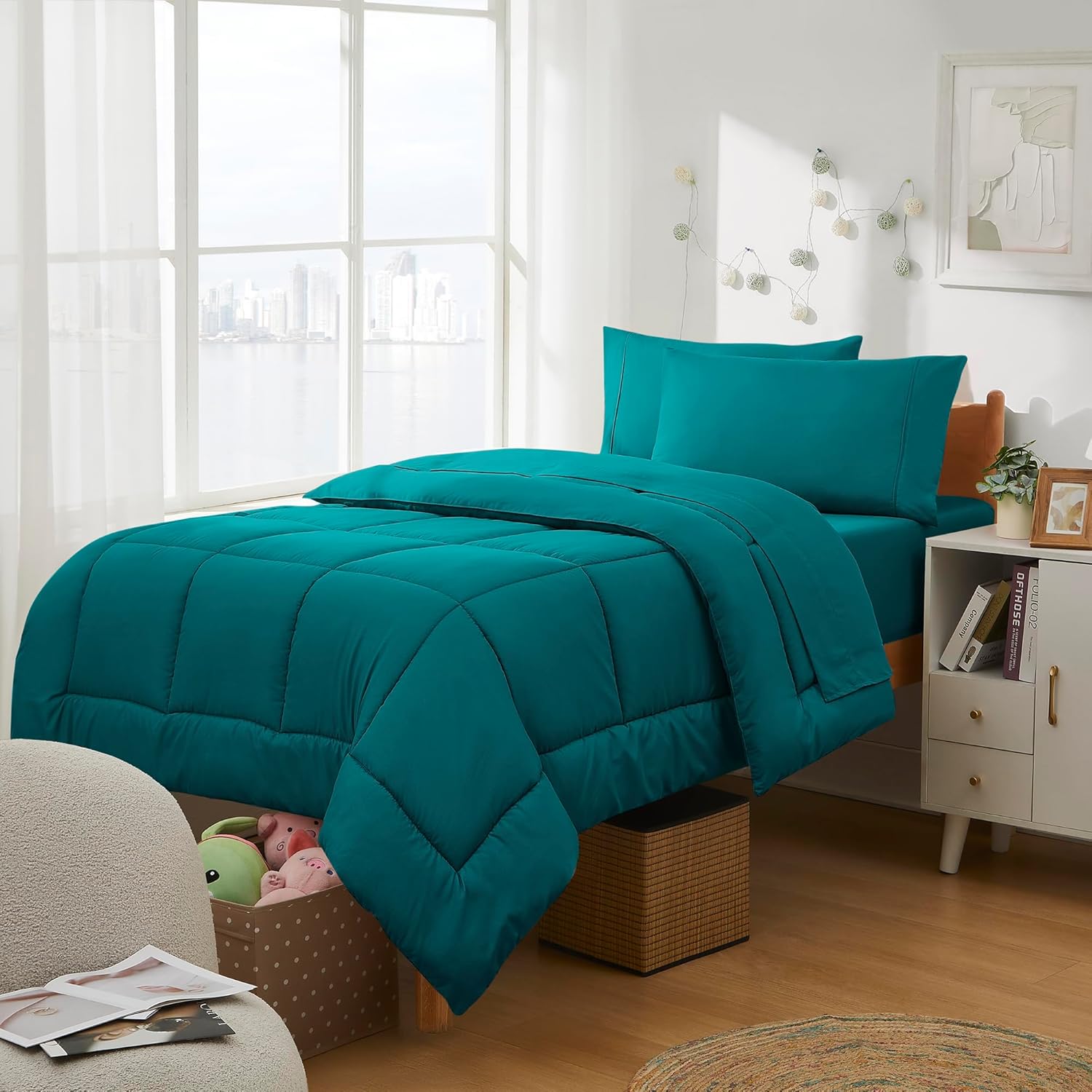 Dorm Room Essentials Twin Comforter Set for College Students