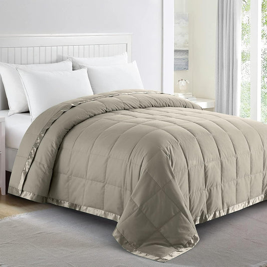 Soft Lightweight Down Blanket Queen Size for All Seasons