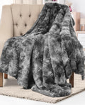 Soft & Comfortable Gray Faux Fur Throw Blanket 50in x 65in - Cozy Home