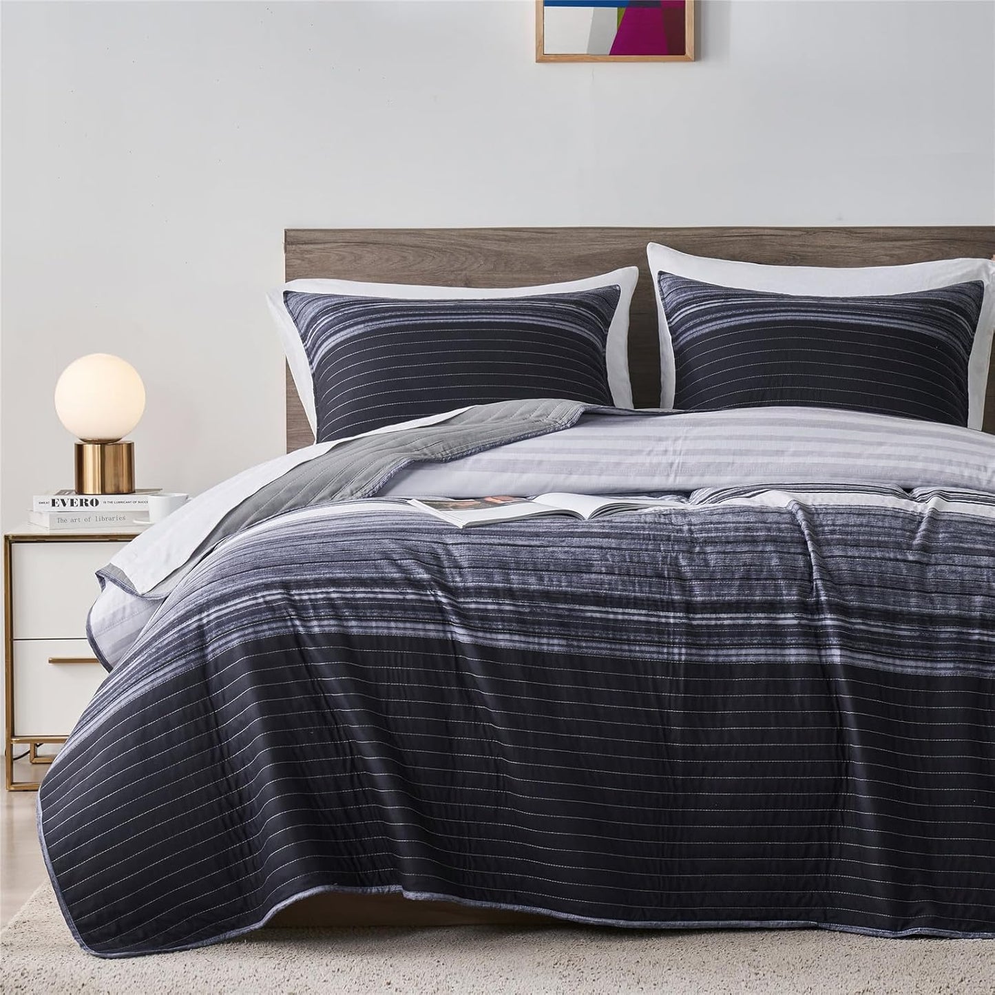 KAKIJUMN King Quilt Set - Stylish Black White Grey Stripes