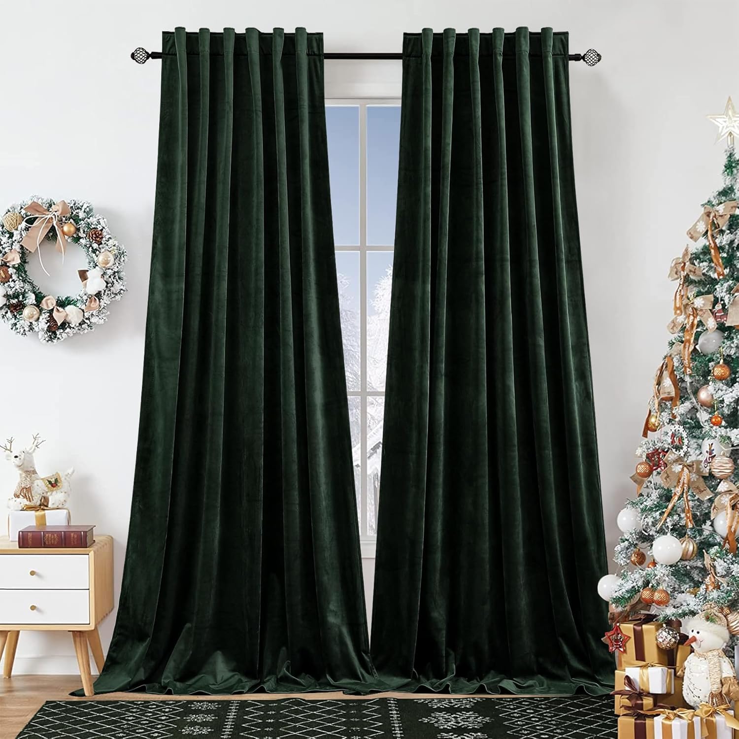 Luxurious Dark Green Velvet Curtains by Dchola