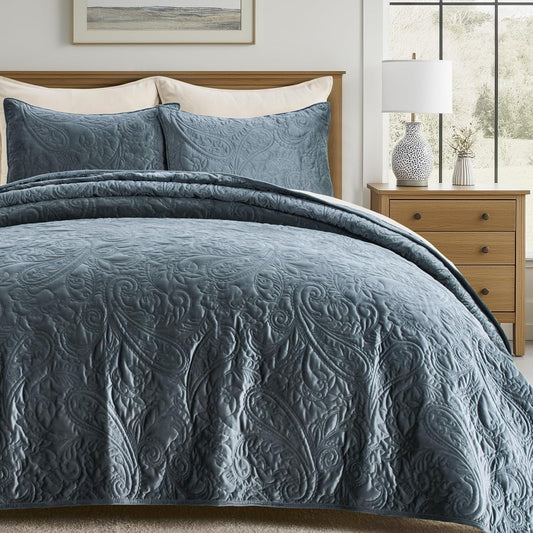 Luxury Pearl Velvet Quilt Set King Size for Elegant Bedrooms