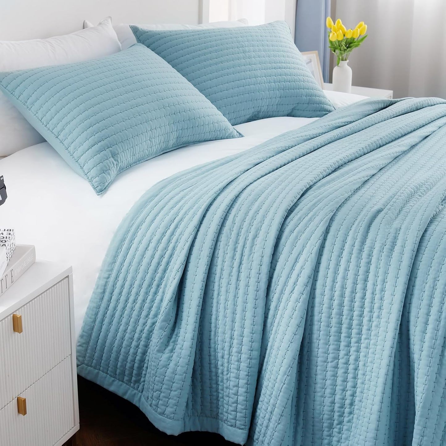 King Quilt Set - Soft Washed Lightweight Bedspread for All Seasons