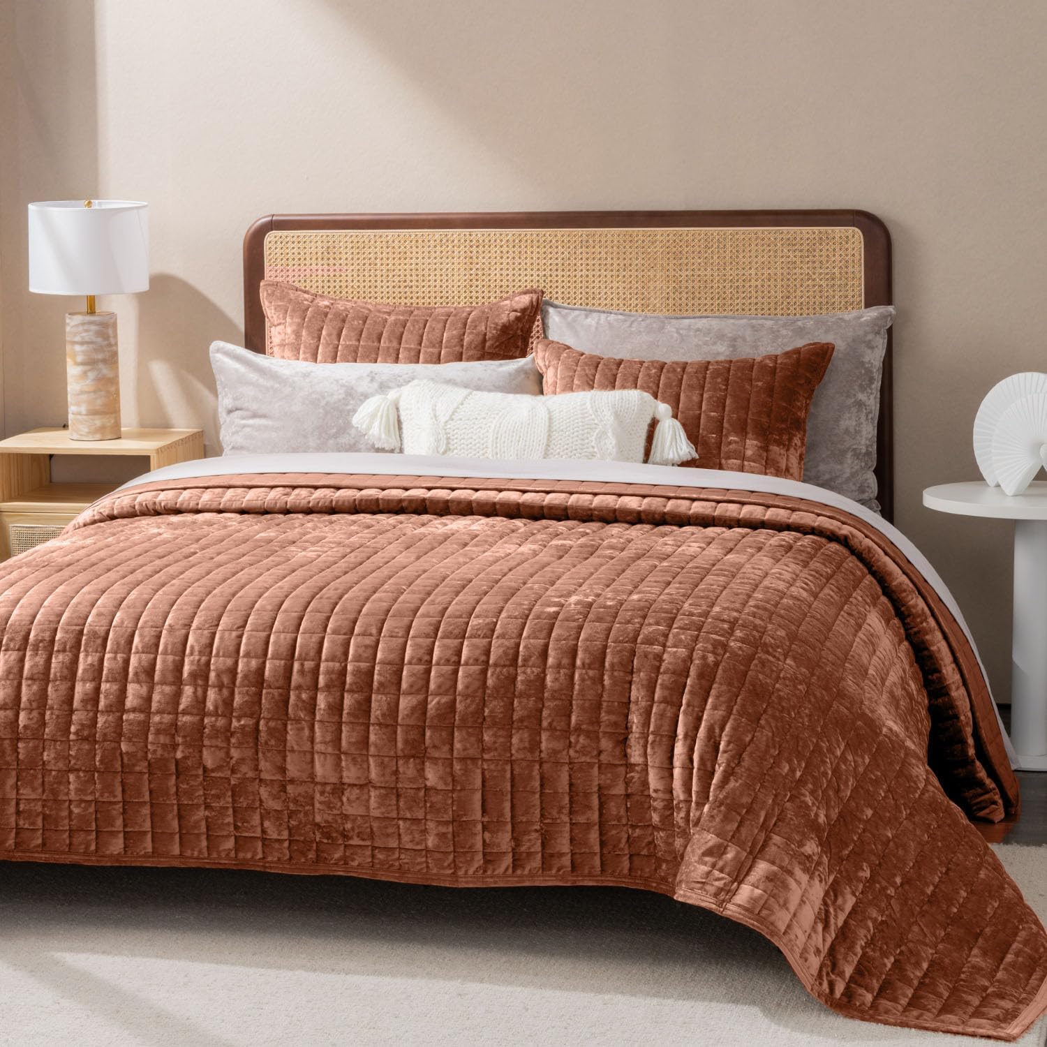 RECYCO Luxury Velvet Quilt Set for Full Queen Size Bedding